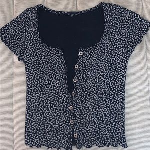 Brandy Melville button up tee
